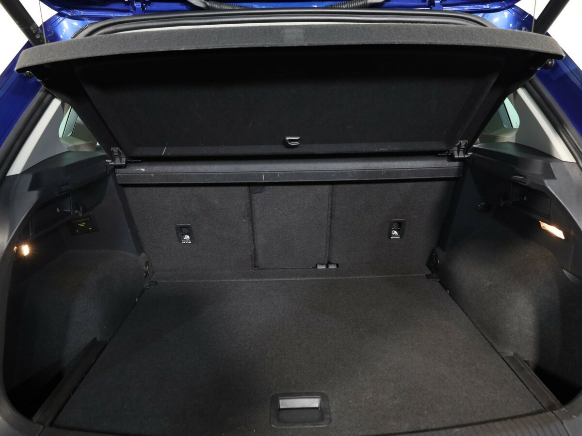 Volkswagen Tiguan II Рестайлинг, 2021 Фото №20