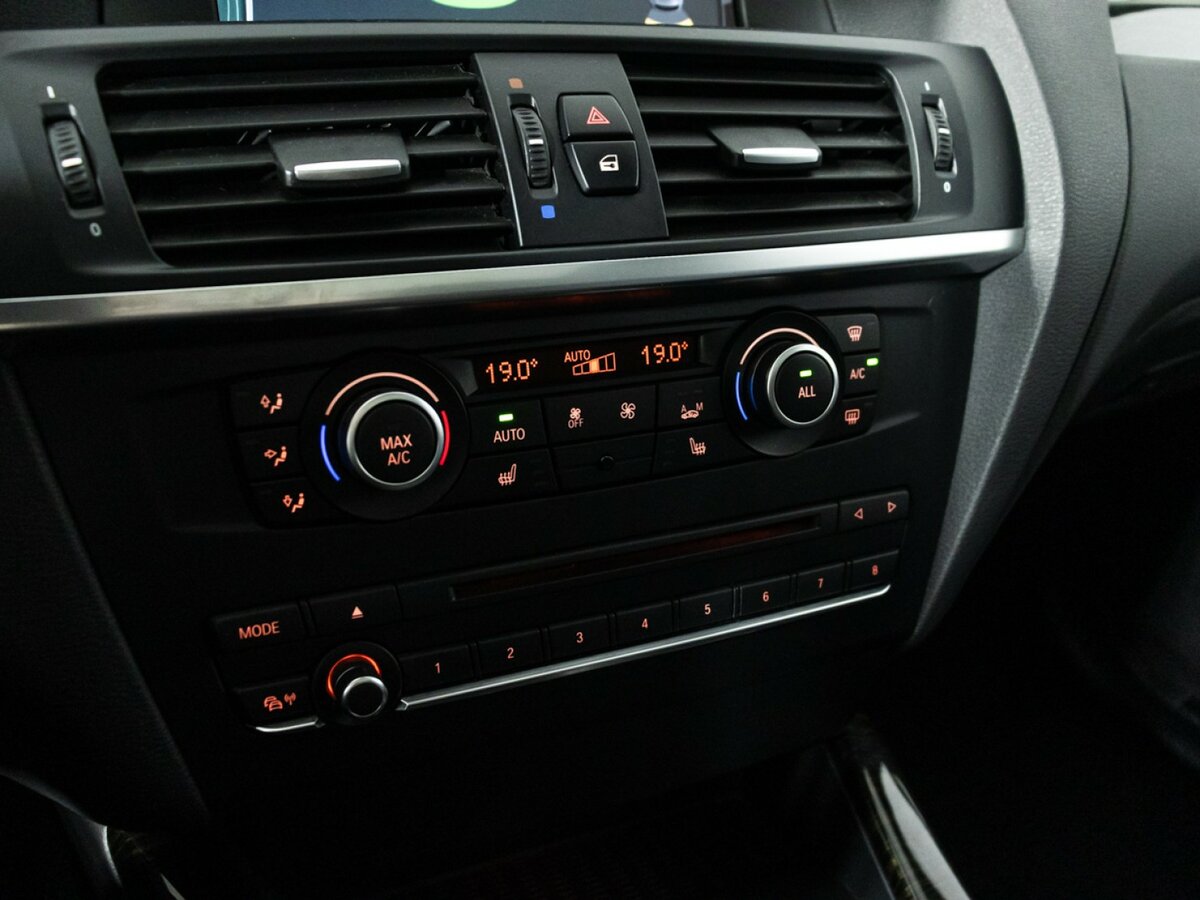 BMW X3 28i xDrive II (F25), 2012 Фото №19