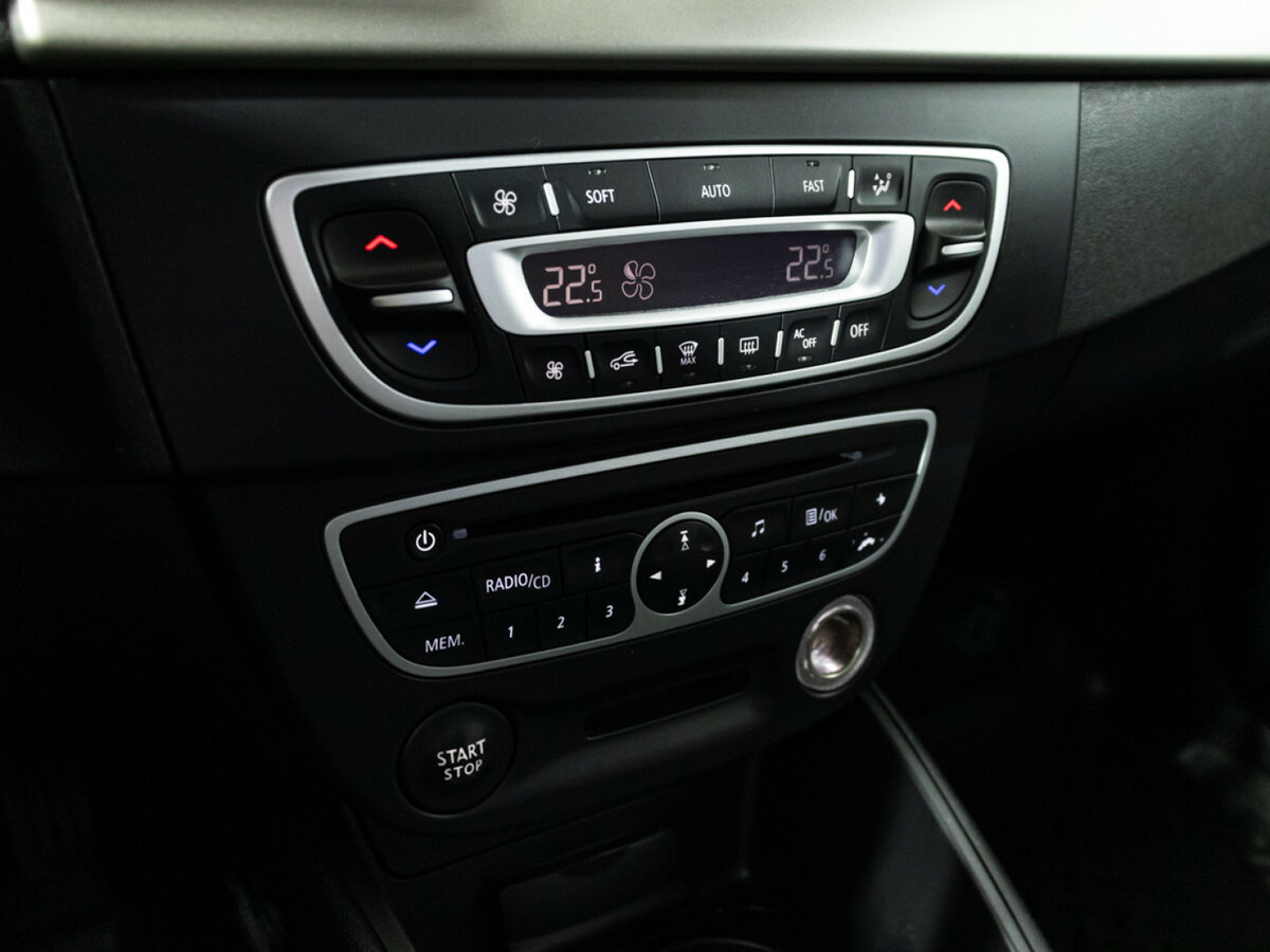 Renault Fluence I, 2012 Фото №14