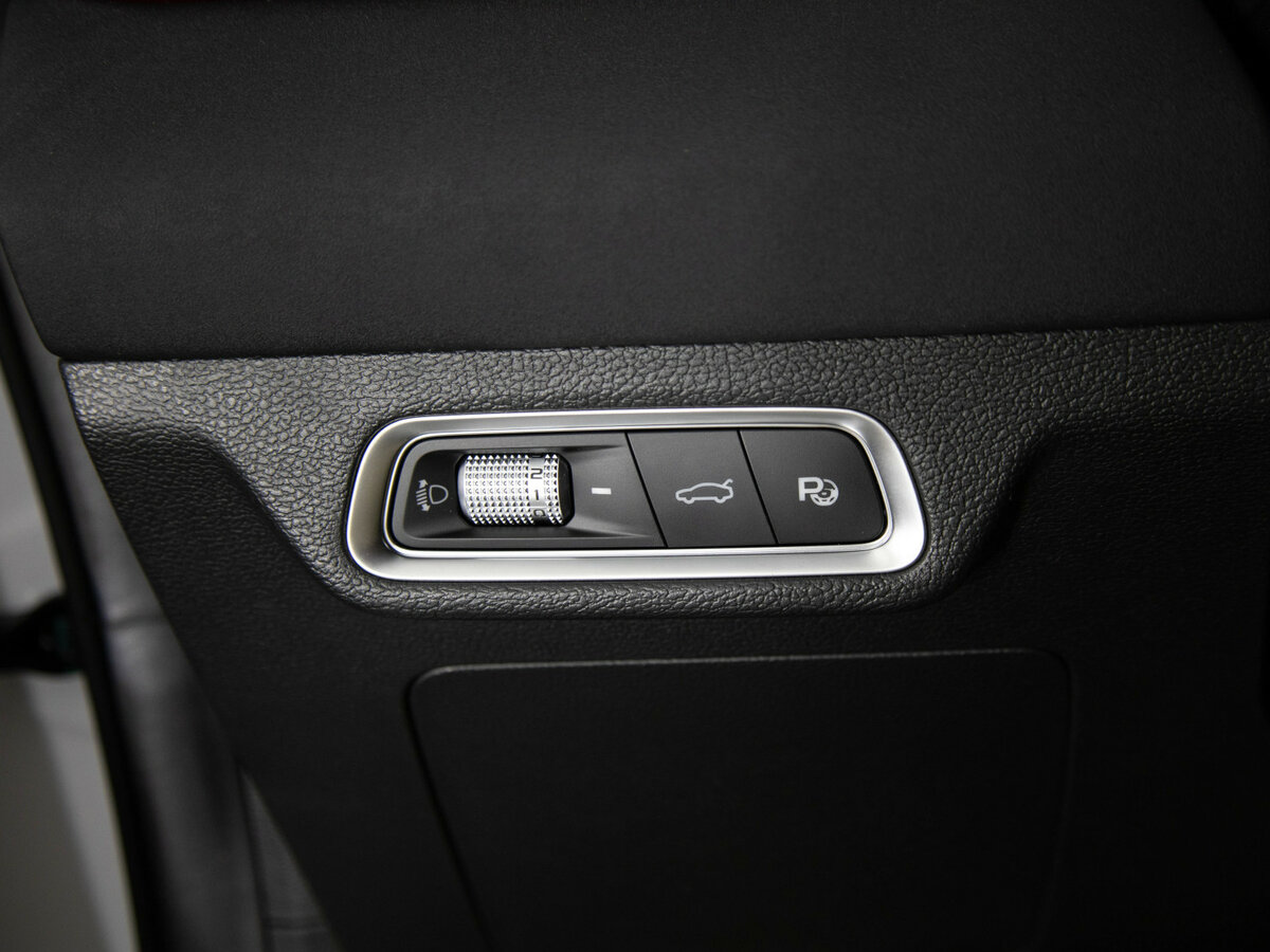 Geely Coolray I Рестайлинг, 2023 Фото №18