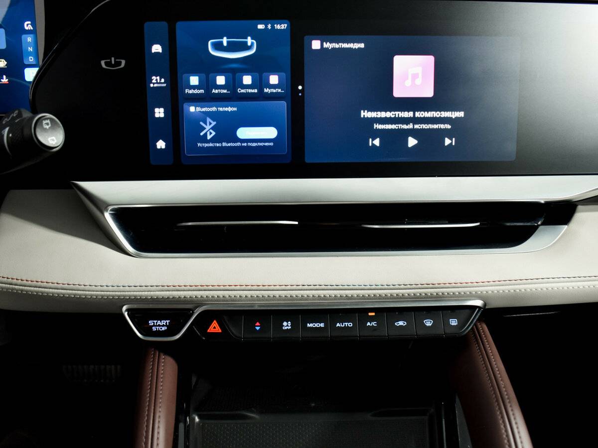 Geely Monjaro I, 2023 Фото №16