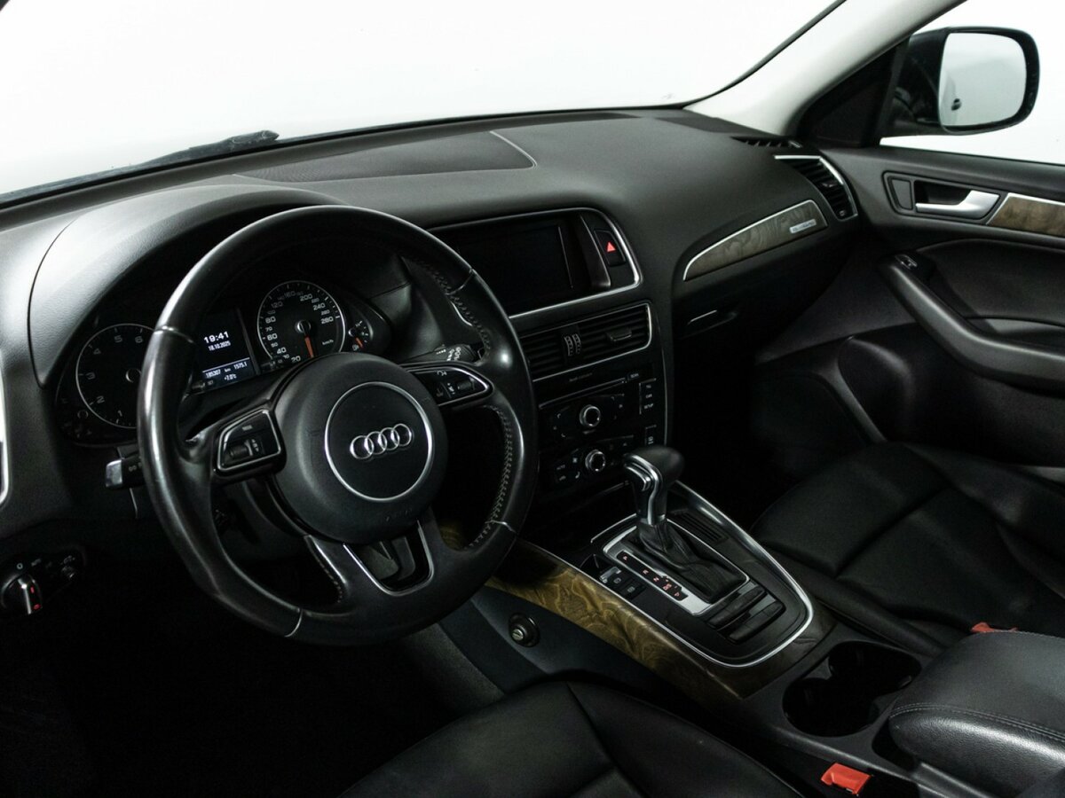 Audi Q5 I (8R) Рестайлинг, 2013 Фото №11