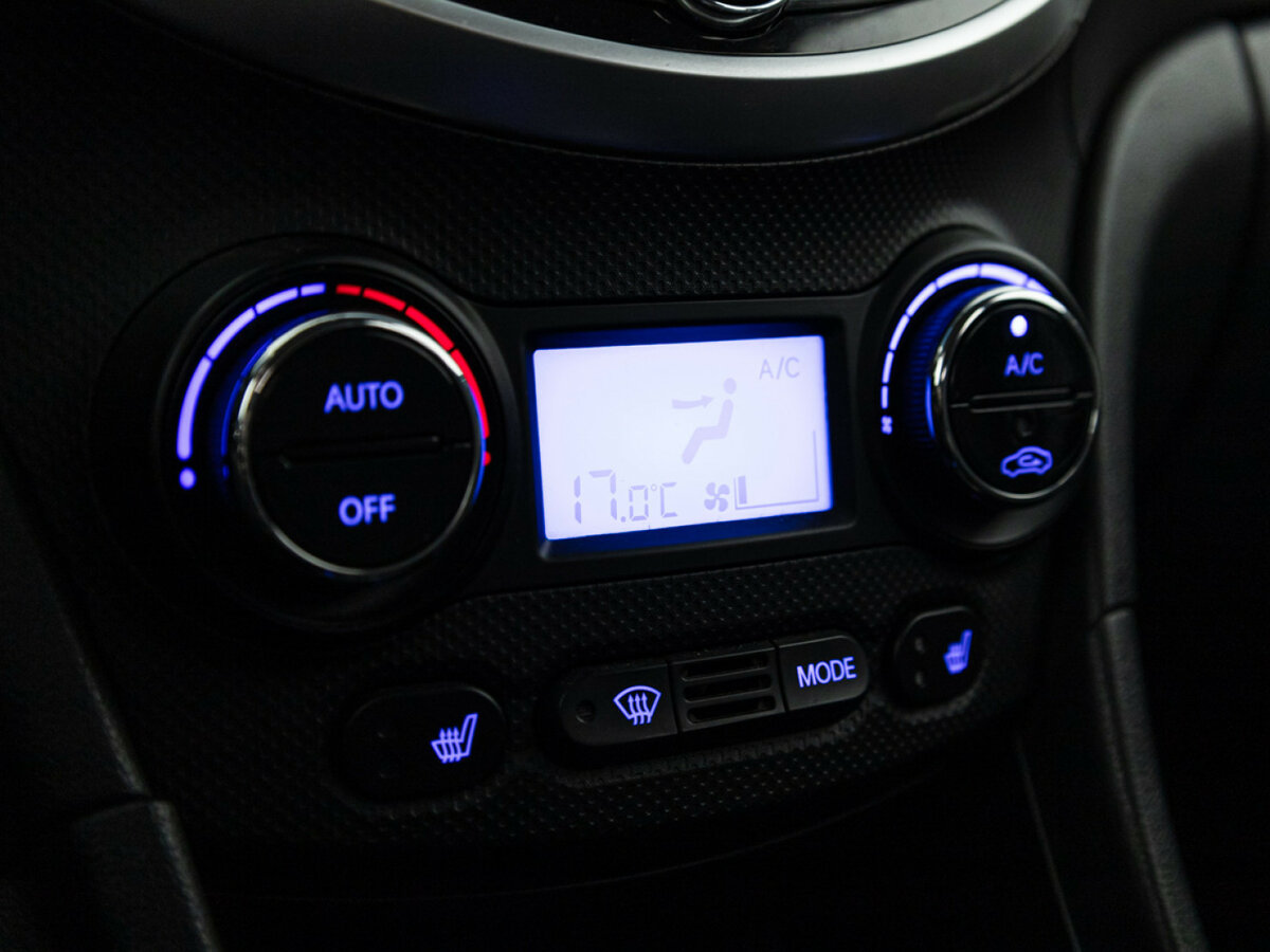 Hyundai Solaris I, 2012 Фото №15