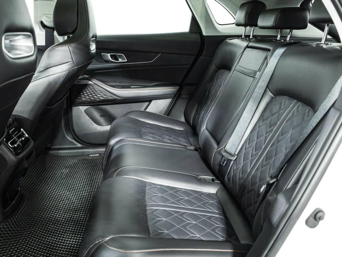 Changan UNI-K, 2022 - 18 500 км. | Фото №8