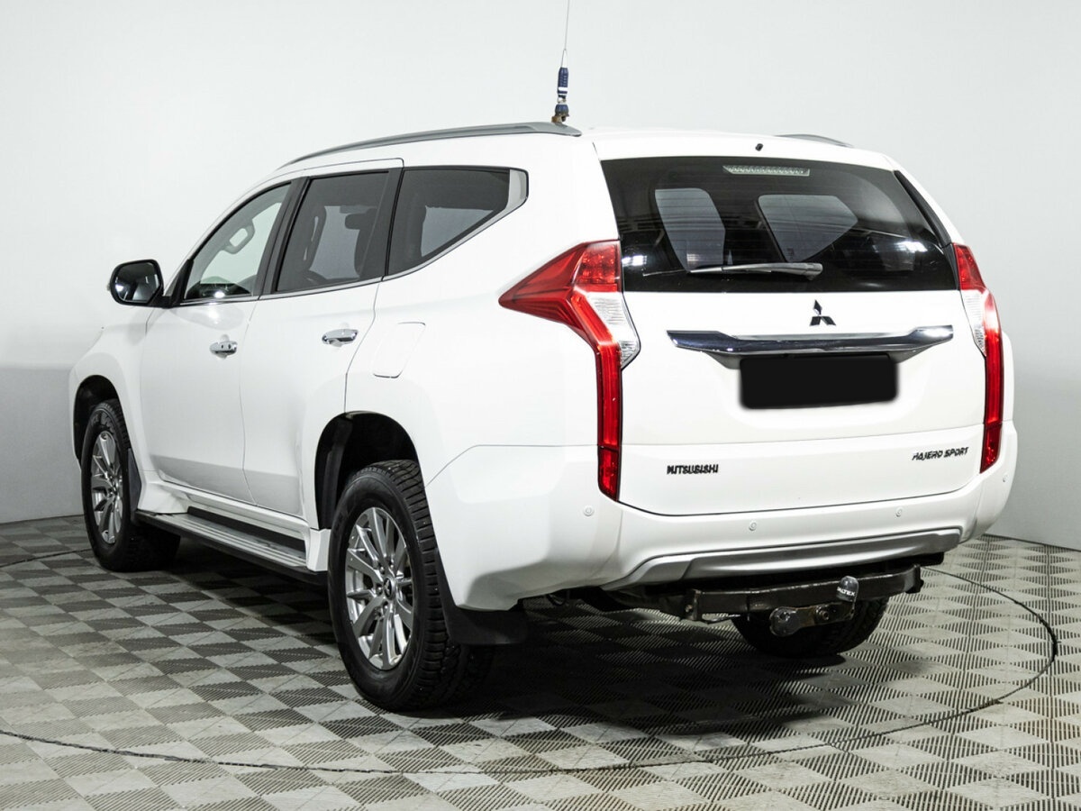 Mitsubishi Pajero Sport III, 2018 - 122 550 км. | Фото №6