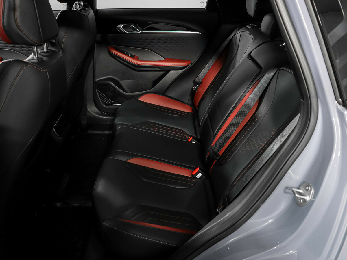 Geely Coolray I Рестайлинг, 2024 - 12 186 км. | Фото №7