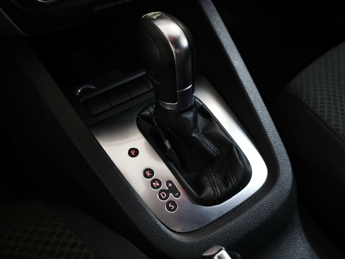 Volkswagen Jetta VI, 2014 Фото №16