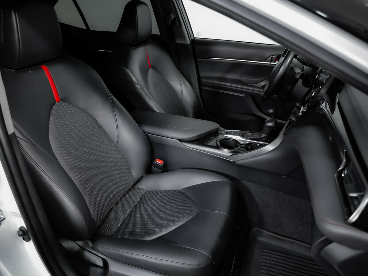 Toyota Camry VIII (XV70) Рестайлинг, 2021 Фото №22