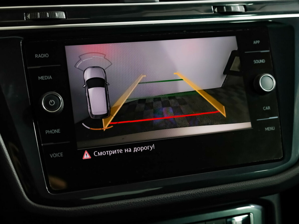 Volkswagen Tiguan II, 2020 Фото №17