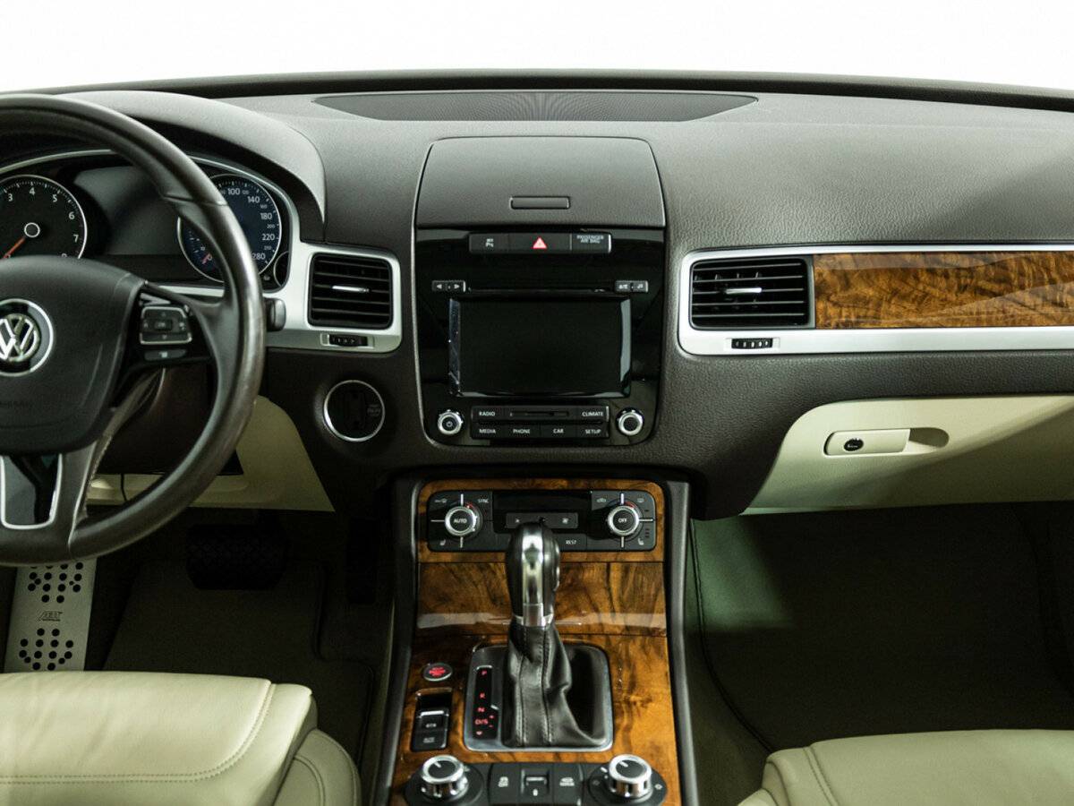 Volkswagen Touareg II, 2013 Фото №12