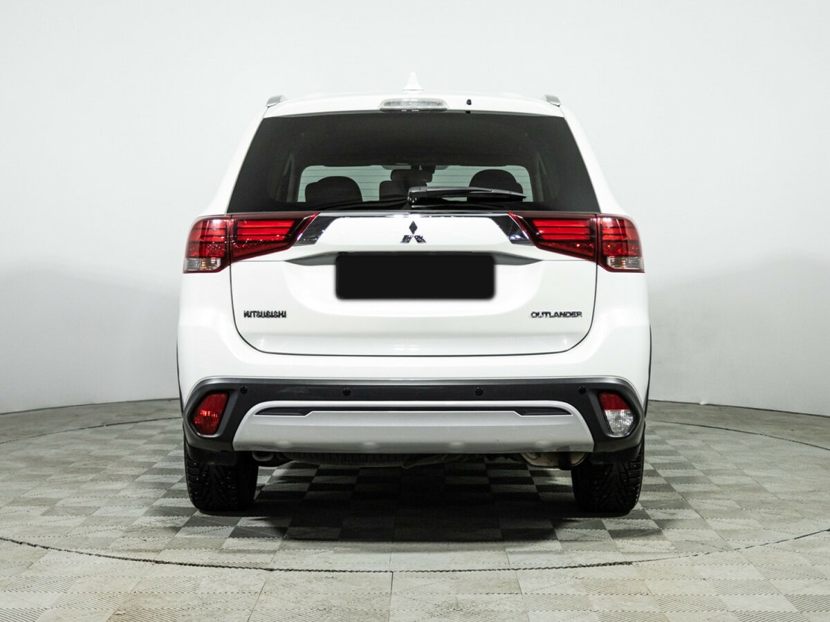 Mitsubishi Outlander III Рестайлинг 3, 2018 - 63 107 км. | Фото №5