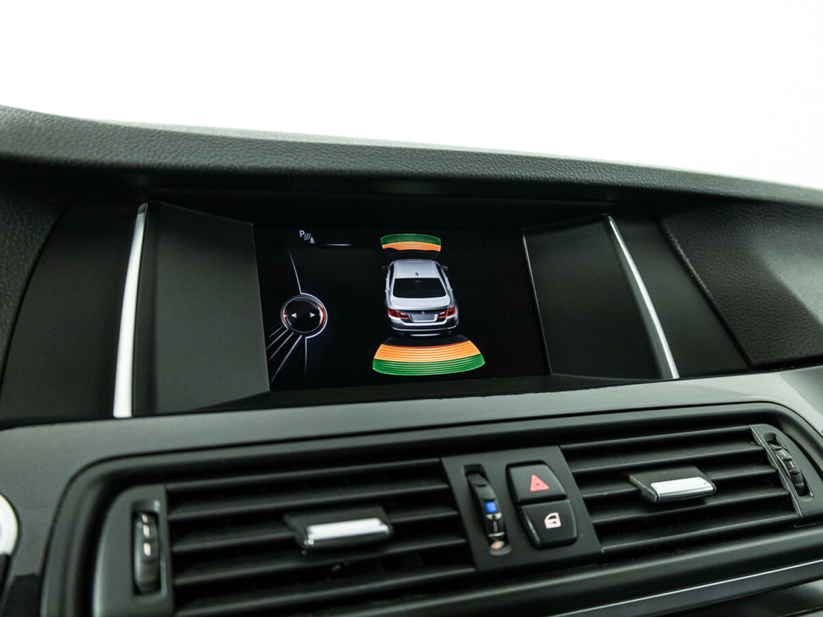 BMW 5 серии 520i VI (F10/F11/F07) Рестайлинг, 2016 Фото №15