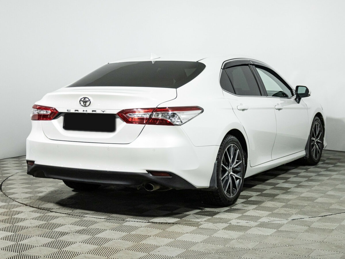 Toyota Camry VIII (XV70) Рестайлинг, 2021 - 123 386 км. | Фото №5