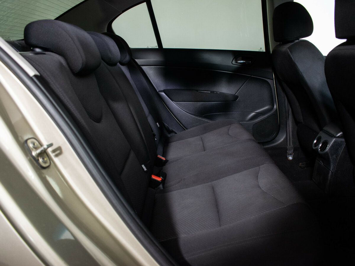 Peugeot 408 I, 2013 Фото №9