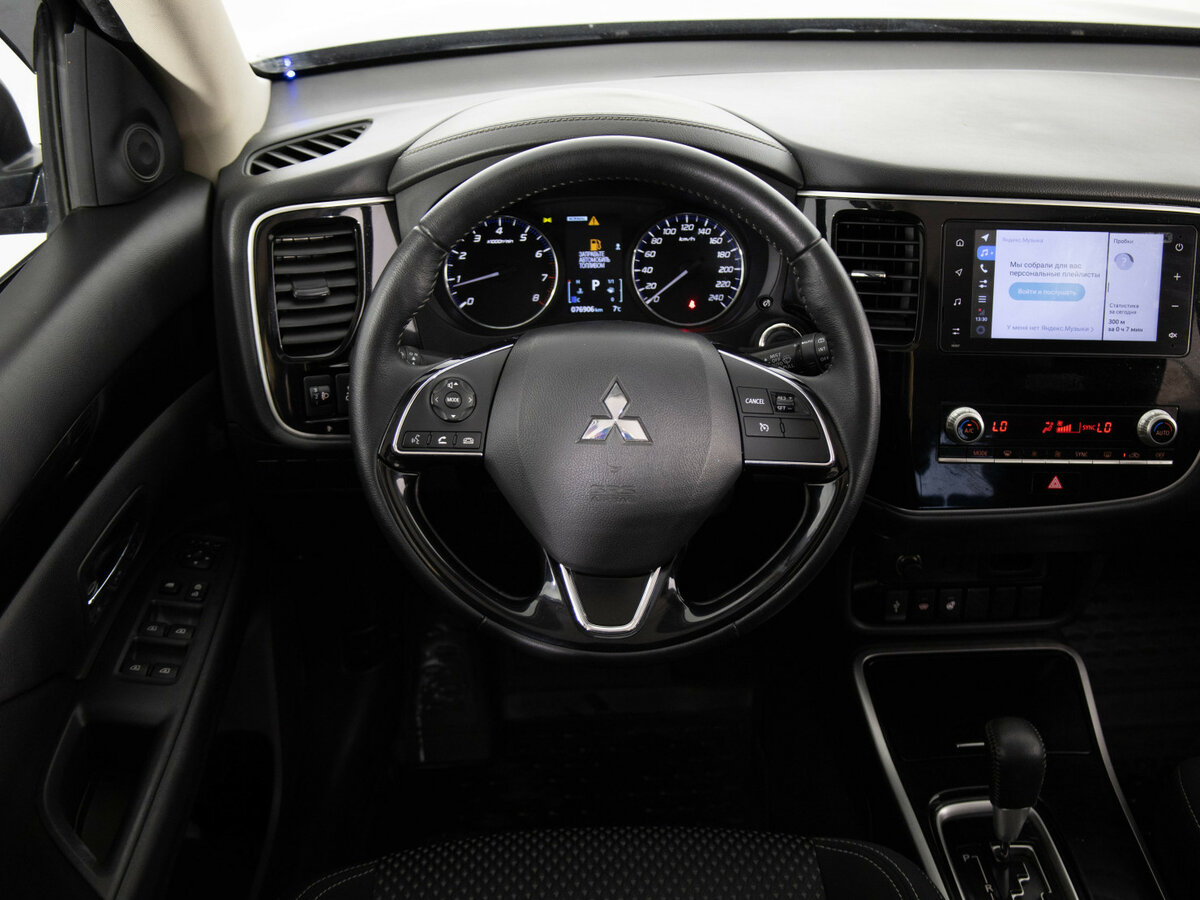 Mitsubishi Outlander III Рестайлинг 3, 2020 - 76 905 км. | Фото №6