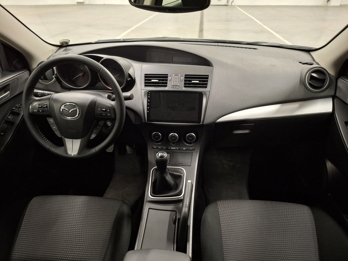 Mazda 3 II (BL) Рестайлинг, 2013 Фото №14