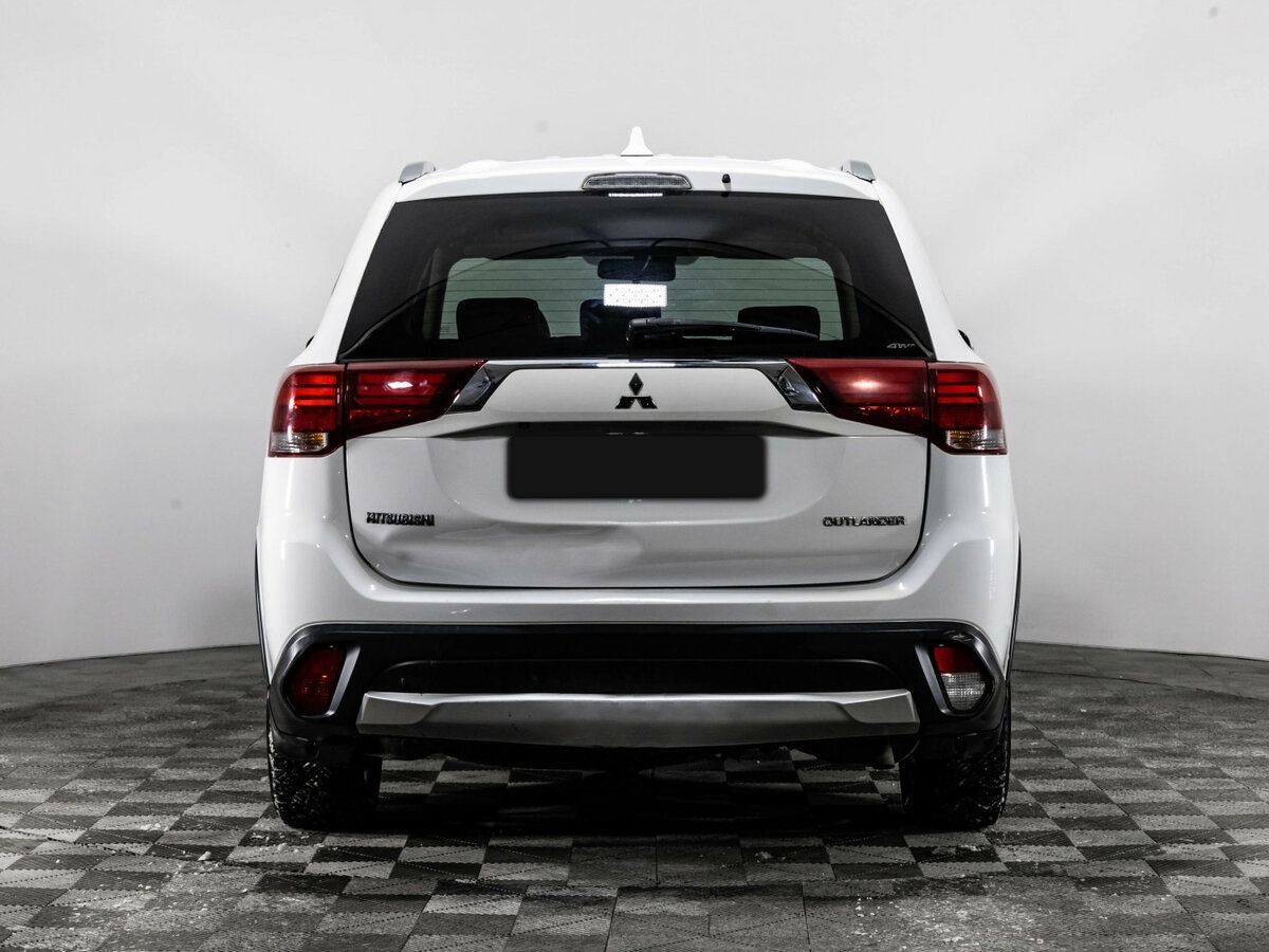 Mitsubishi Outlander III Рестайлинг 2, 2017 - 182 145 км. | Фото №5